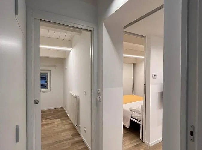 Casa Klimt Vicinissima Al Mare Parcheggio Privato Gratuito Se Disponibile Pescara