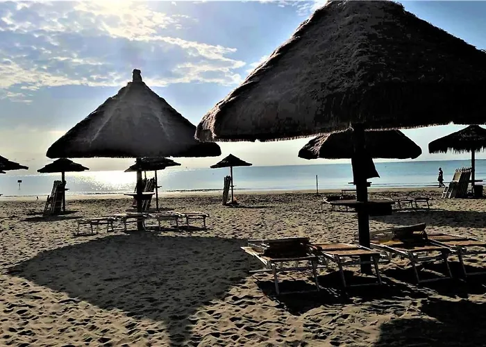 Casa Klimt Vicinissima Al Mare Parcheggio Privato Gratuito Se Disponibile Daire