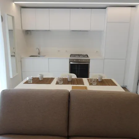 Casa Klimt Vicinissima Al Mare Parcheggio Privato Gratuito Se Disponibile *