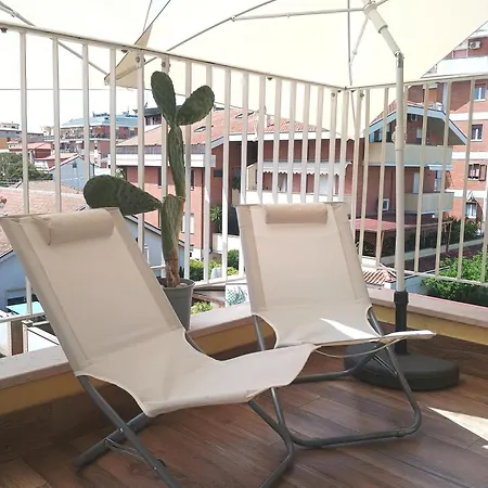 Casa Klimt Vicinissima Al Mare Parcheggio Privato Gratuito Se Disponibile Διαμέρισμα
