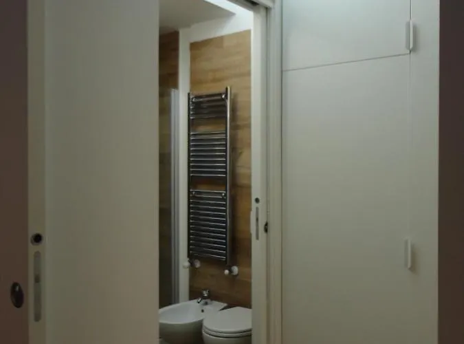 Casa Klimt Vicinissima Al Mare Parcheggio Privato Gratuito Se Disponibile Apartment