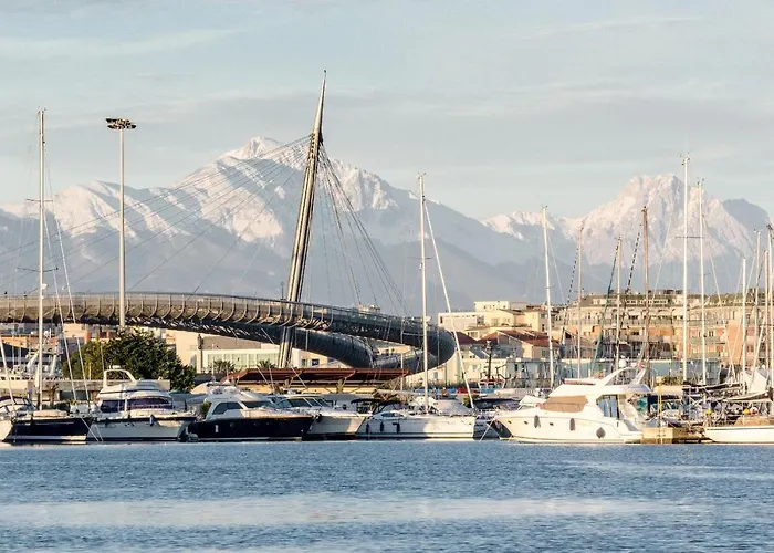 Casa Klimt Vicinissima Al Mare Parcheggio Privato Gratuito Se Disponibile Pescara