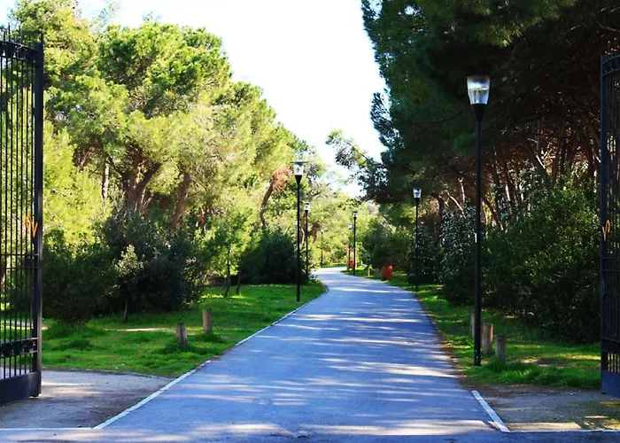 Casa Klimt Vicinissima Al Mare Parcheggio Privato Gratuito Se Disponibile Apartment