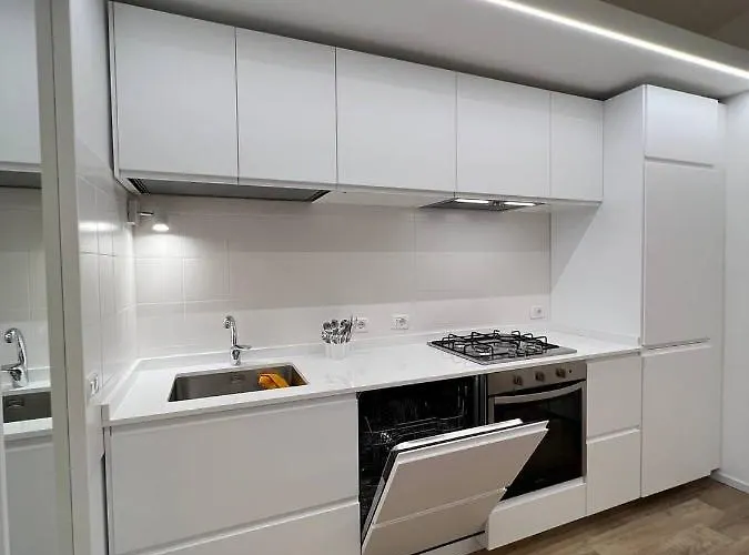 Casa Klimt Vicinissima Al Mare Parcheggio Privato Gratuito Se Disponibile Lejlighed *