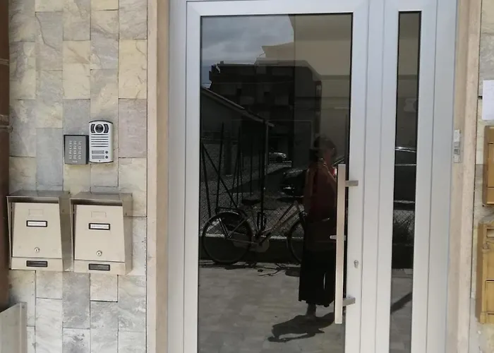 Casa Klimt Vicinissima Al Mare Parcheggio Privato Gratuito Se Disponibile * Pescara